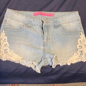 Kohl’s brand shorts